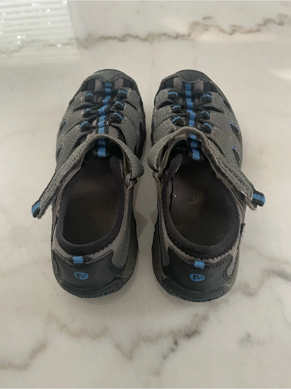 Merrell Kids Size 2 Gray and Blue Closed-Toe Outdoor Sandals #0206